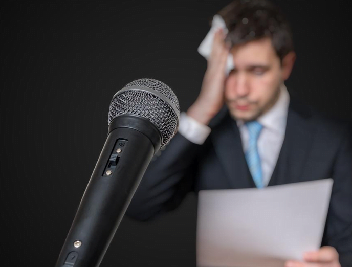 10 Tips to Overcome Public Speaking Fear